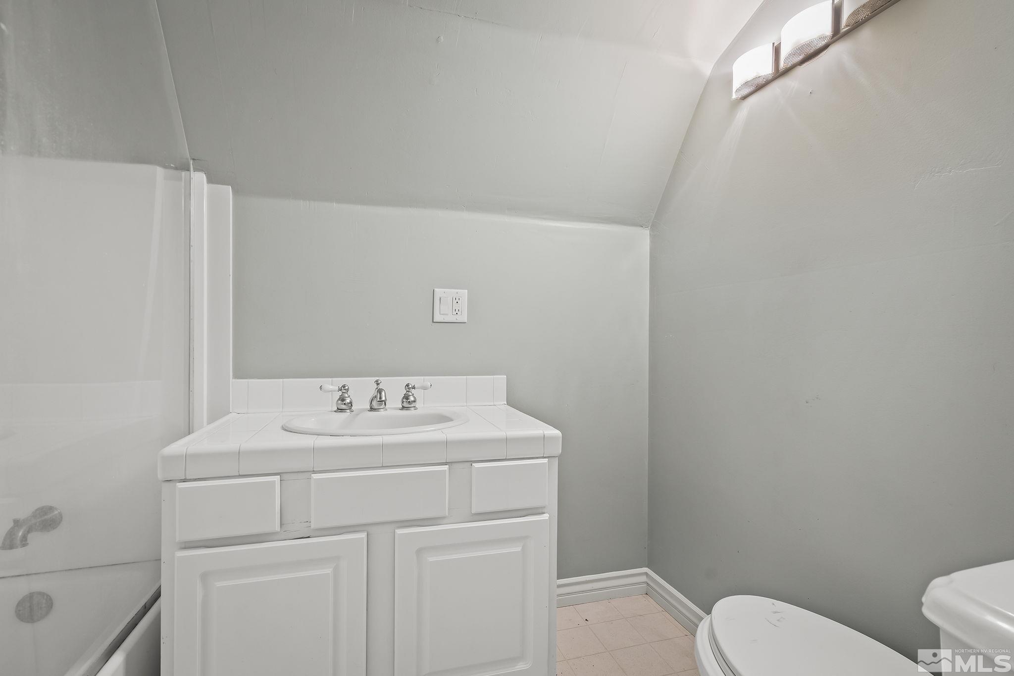 3030 Farm District Road Fernley, NV 89408 - Photo 18 of 25 Photo 18