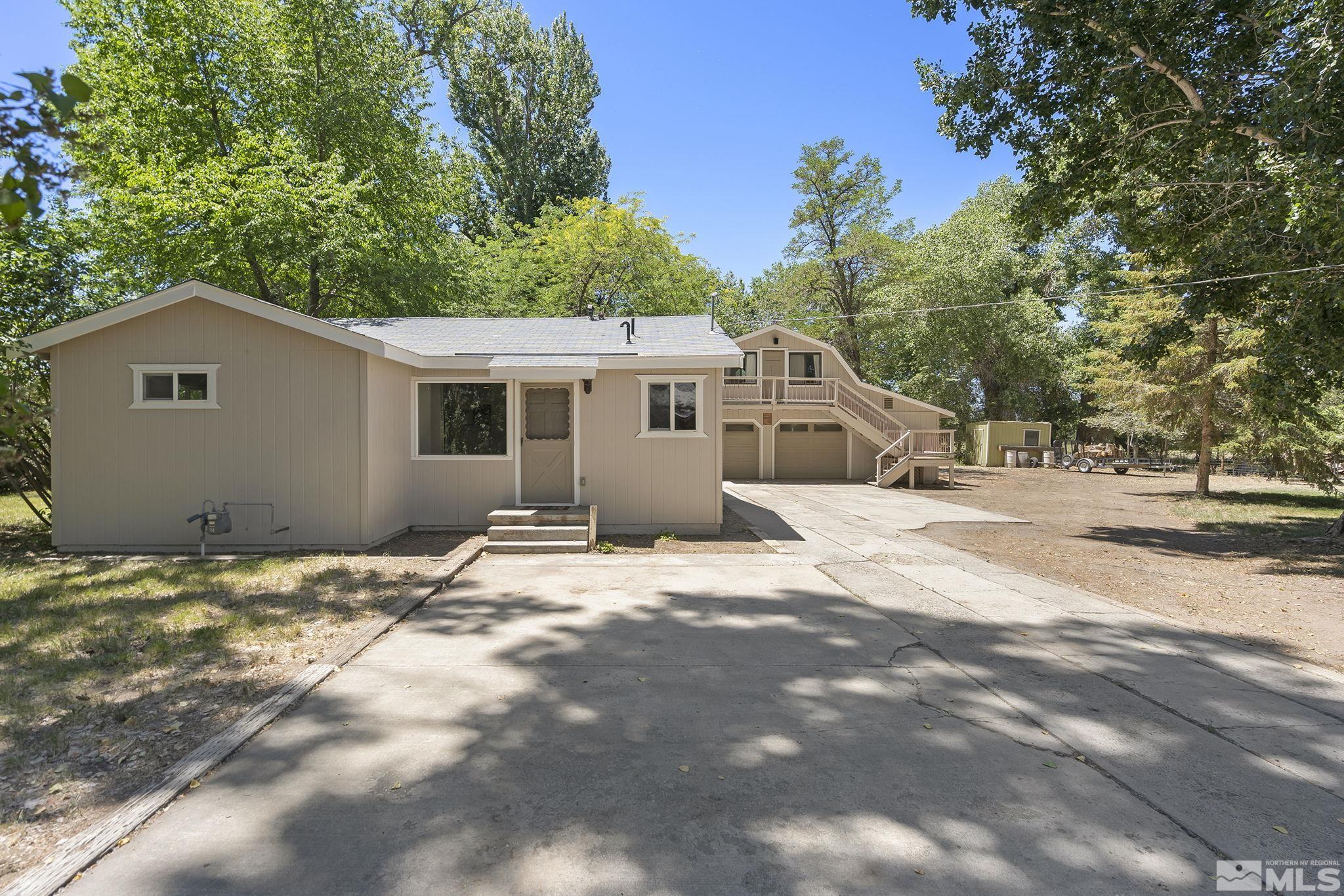 3030 Farm District Road Fernley, NV 89408 - Photo 2 of 25 Photo 2