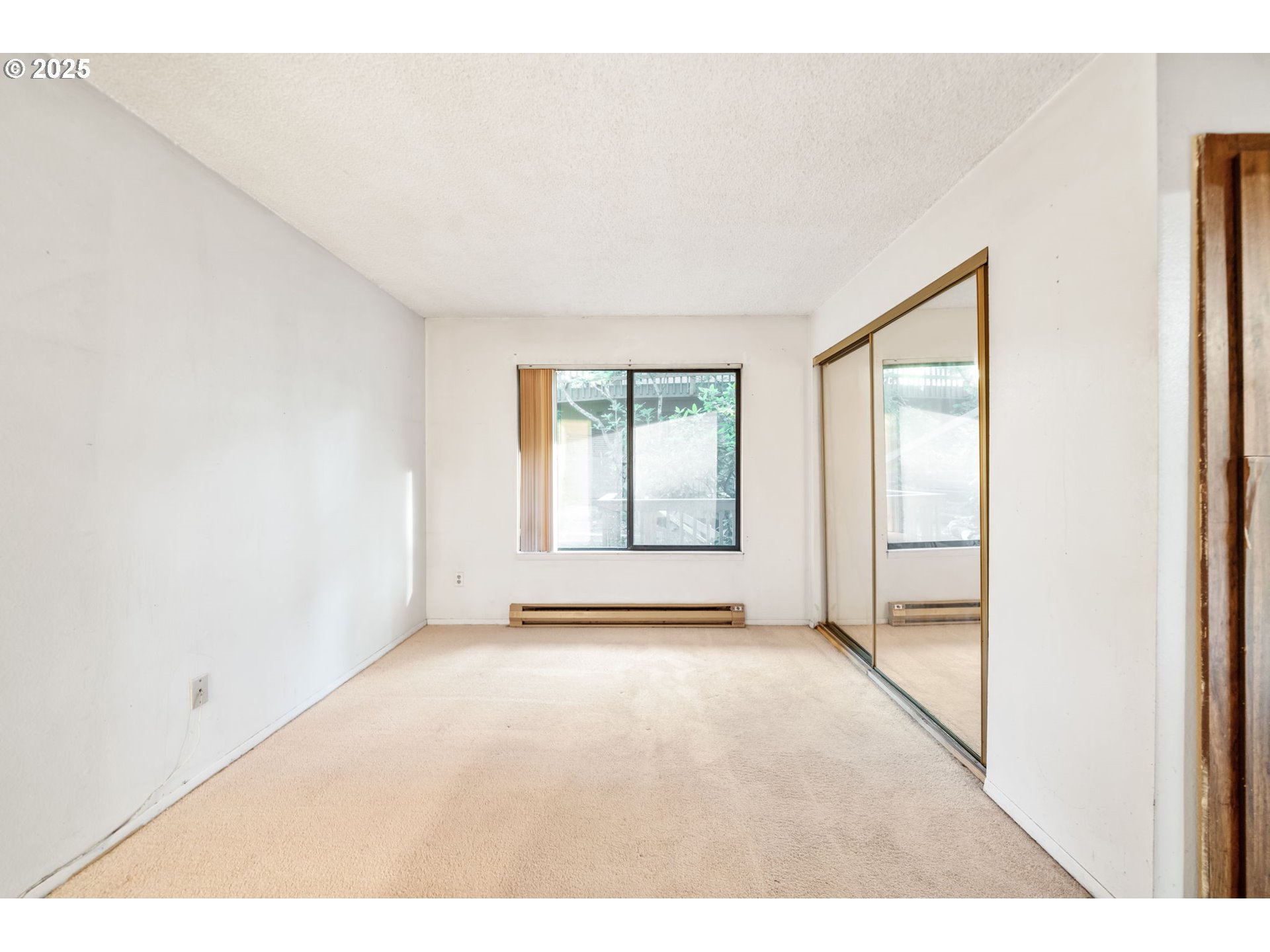 7550 Southwest Barnes Road, Unit E Portland, OR 97225 - Photo 12 of 25 Gallery Image 12