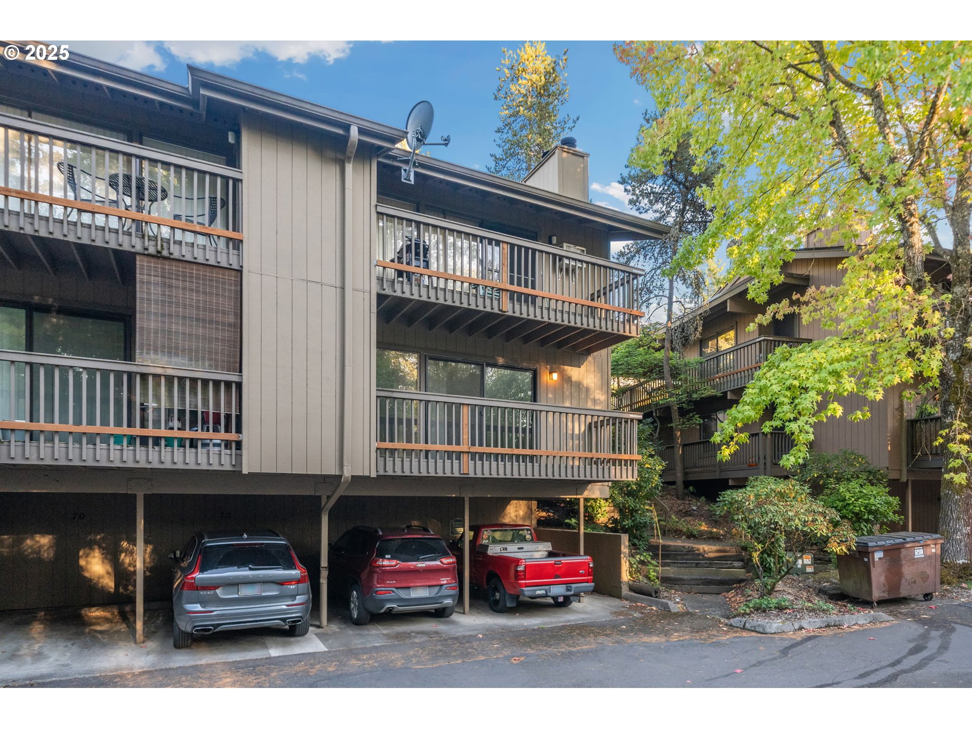 7550 Southwest Barnes Road, Unit E Portland, OR 97225 - Photo 17 of 25 Gallery Image 17
