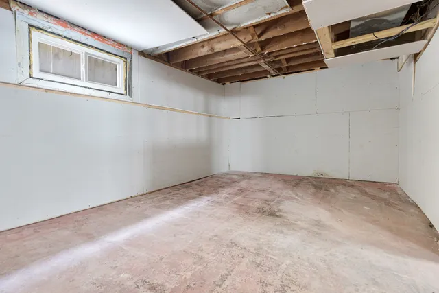 $154,900 | 12338 South Elizabeth Street, Riverdale, IL 60827