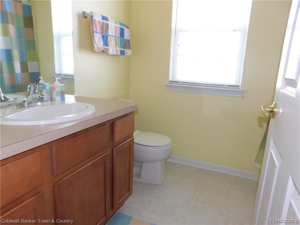 4069 Merriman Loop Howell, MI 48843 - Photo 24 of 37 DSCN0852.JPG