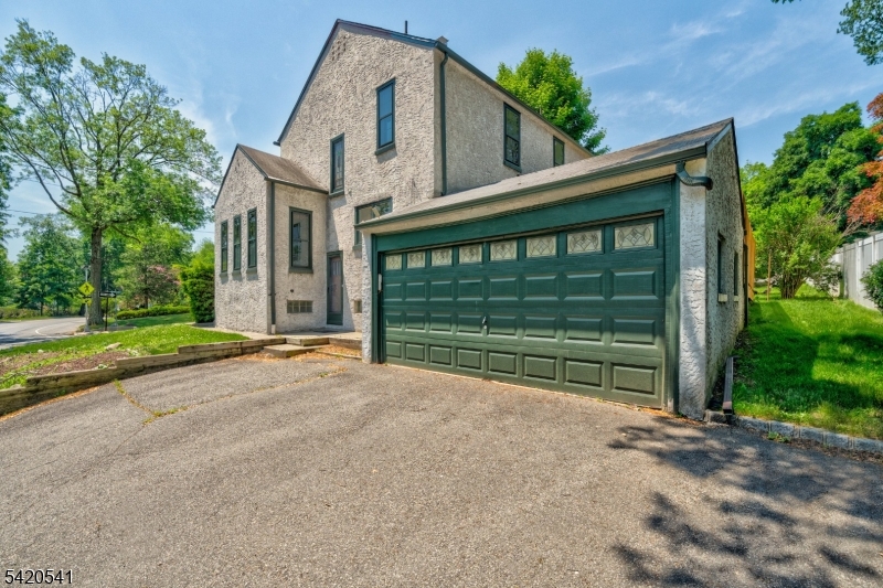 55 Luddington Road West Orange, NJ 07052 - Photo 41 of 41