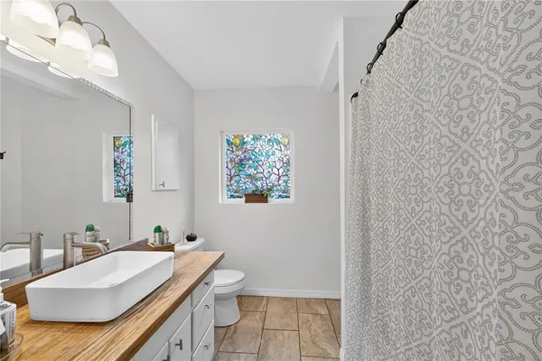 $459,000 | 2010 Lee Drive, Valrico, FL 33594