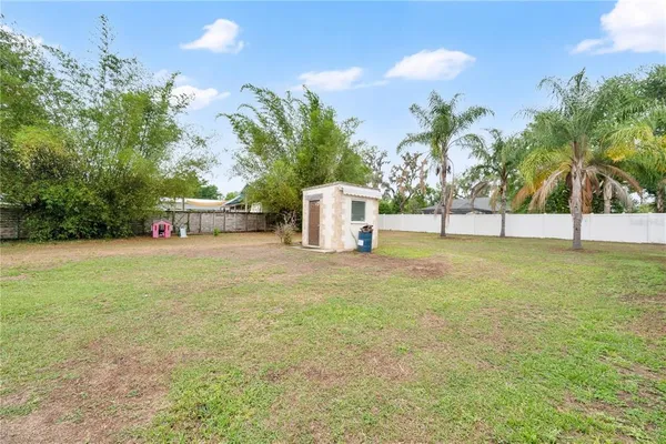 $459,000 | 2010 Lee Drive, Valrico, FL 33594