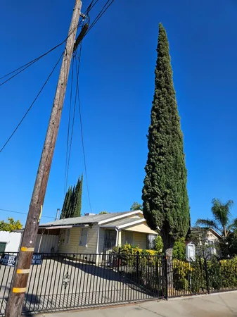 $450,000 | 424 Poplar Avenue, Manteca, CA 95336