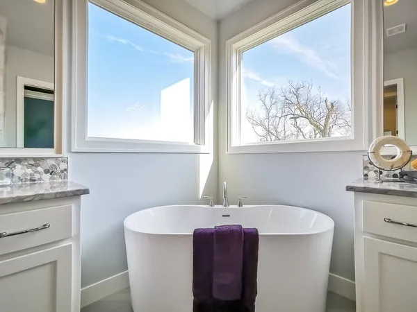 $1,275,000 | 3248 West 133rd Terrace, Leawood, KS 66209