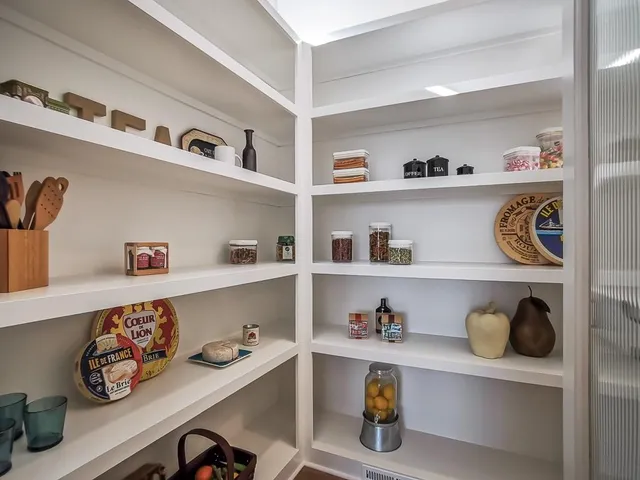 $1,425,900 | 3248 West 133rd Terrace, Leawood, KS 66224