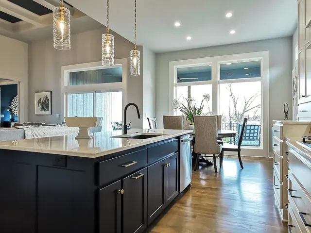 $1,425,900 | 3248 West 133rd Terrace, Leawood, KS 66224