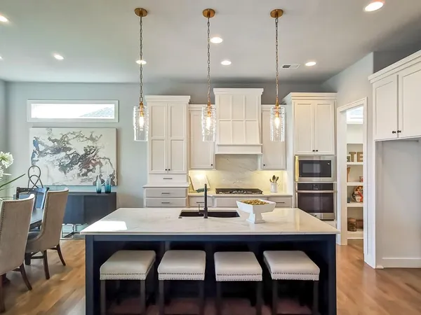 $1,275,000 | 3248 West 133rd Terrace, Leawood, KS 66209