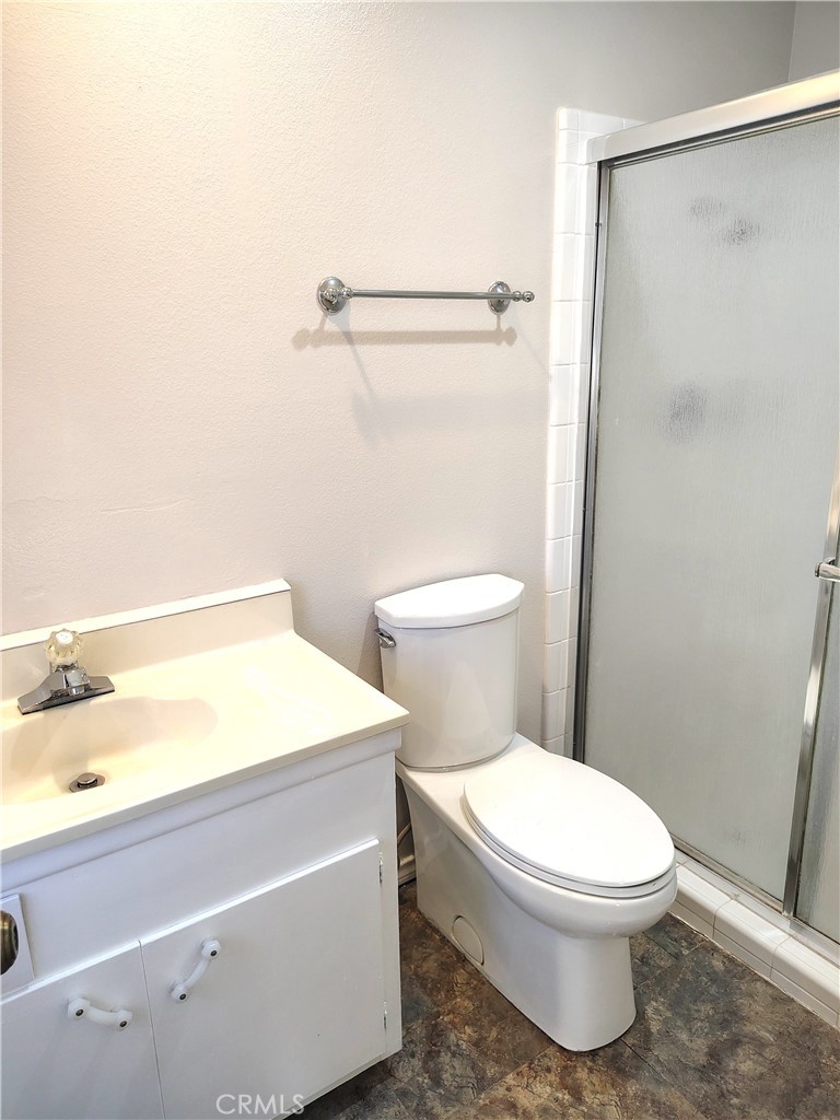 27131 Pinehurst Road Menifee, CA 92586 - Photo 14 of 38