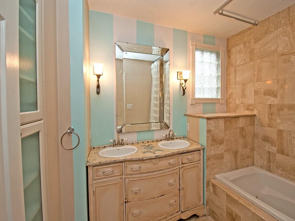 5508 Howe Street Shadyside, PA 15232 - Photo 14 of 25 Gallery Image 14
