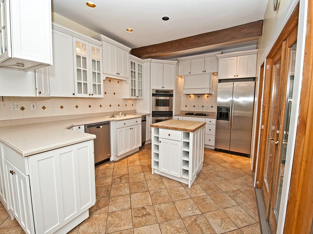 5508 Howe Street Shadyside, PA 15232 - Photo 10 of 25 Gallery Image 10