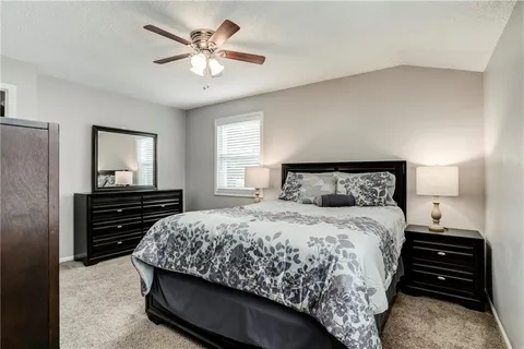 $400,000 | 9132 Darnell Street, Lenexa, KS 66215