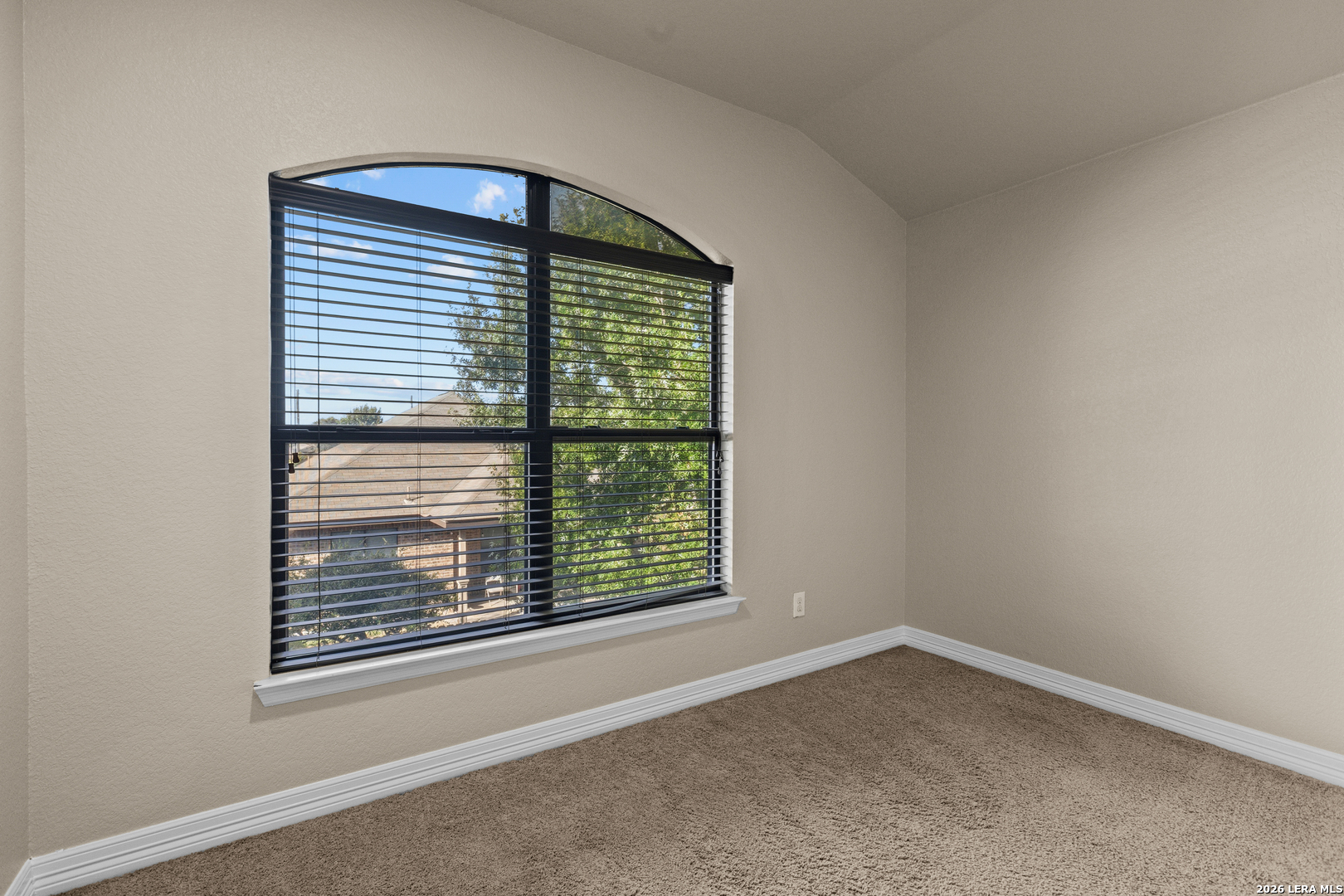 9814 Rostock Lane Helotes, TX 78023 - Photo 16 of 34 Gallery Image 16