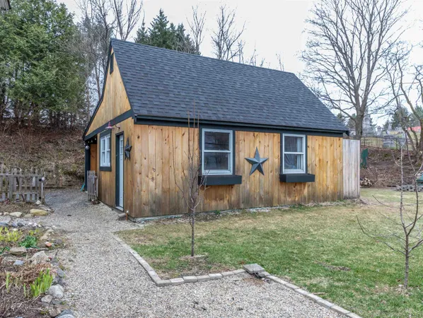 $395,000 | 28 Upper Cherry Street, Hardwick, VT 05843