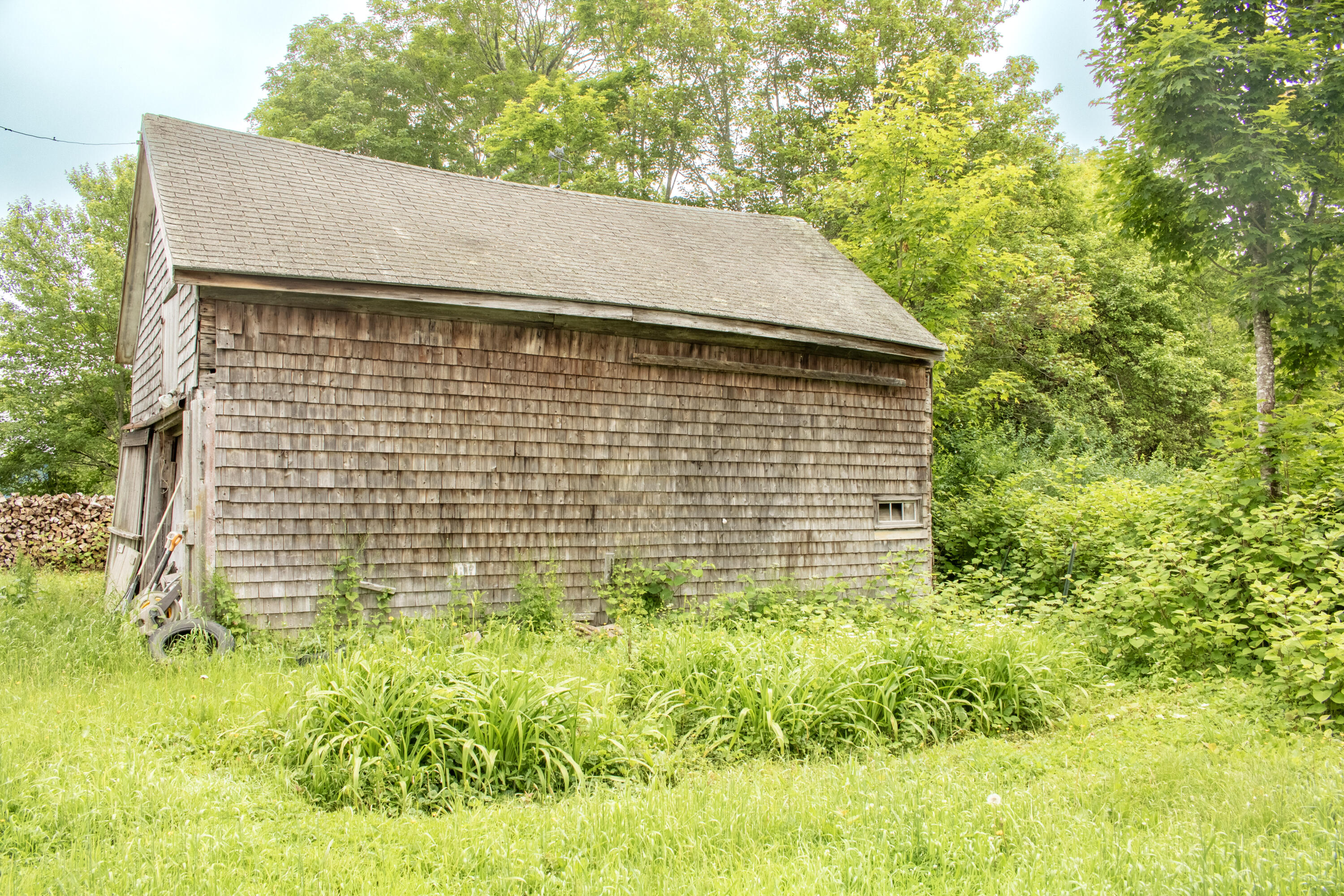 363 Shore Road Ellsworth, ME 04605 - Photo 33 of 33 Barn