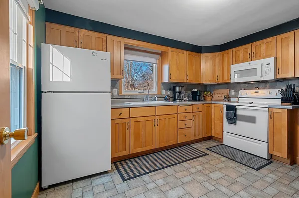 $174,900 | 1136 South Bartlett Street, Shawano, WI 54166