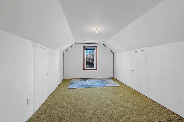 $174,900 | 1136 South Bartlett Street, Shawano, WI 54166