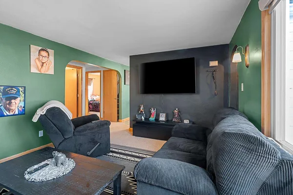 $174,900 | 1136 South Bartlett Street, Shawano, WI 54166