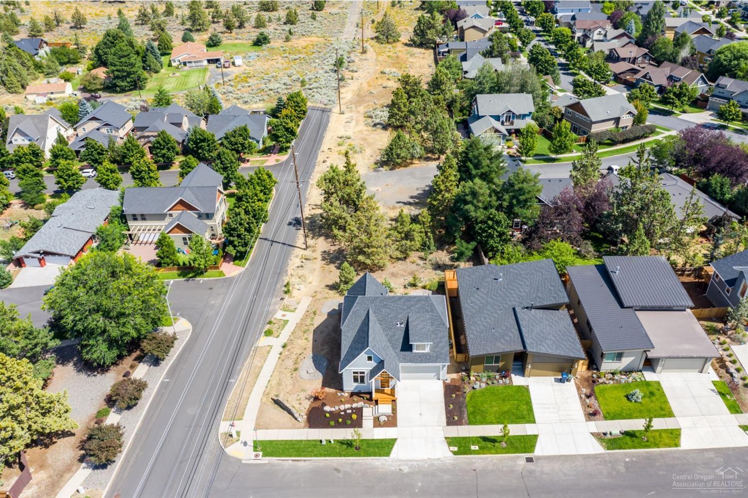 63105 Iner Loop Bend, OR 97701 - Photo 24 of 25 Additional Photo