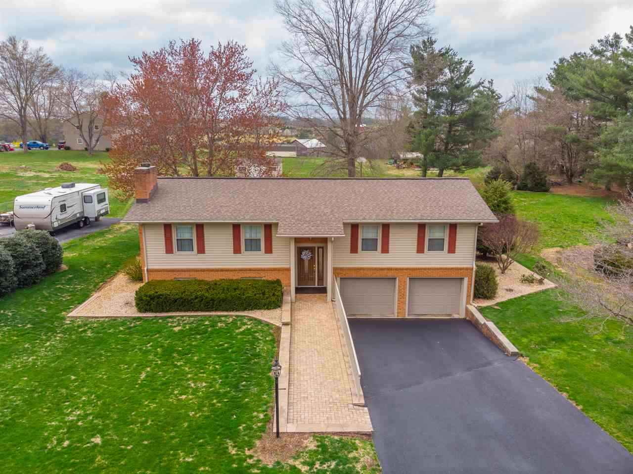 950 Cattle Scales Road Waynesboro, VA 22980 - Photo 4 of 50 a front view of a house with garden
