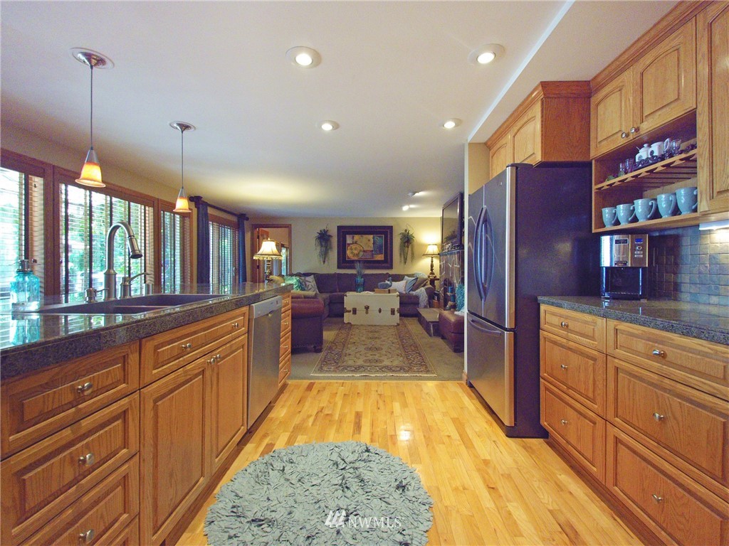 3133 Rocky Point Road Northwest Bremerton, WA 98312 - Photo 11 of 25 Gallery Image 11