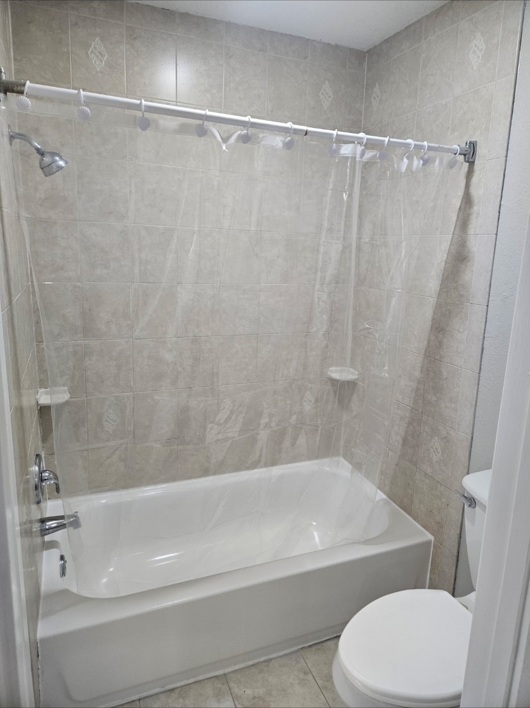 3835 Tanglewilde Street, Unit 3835 Houston, TX 77063 - Photo 10 of 12
