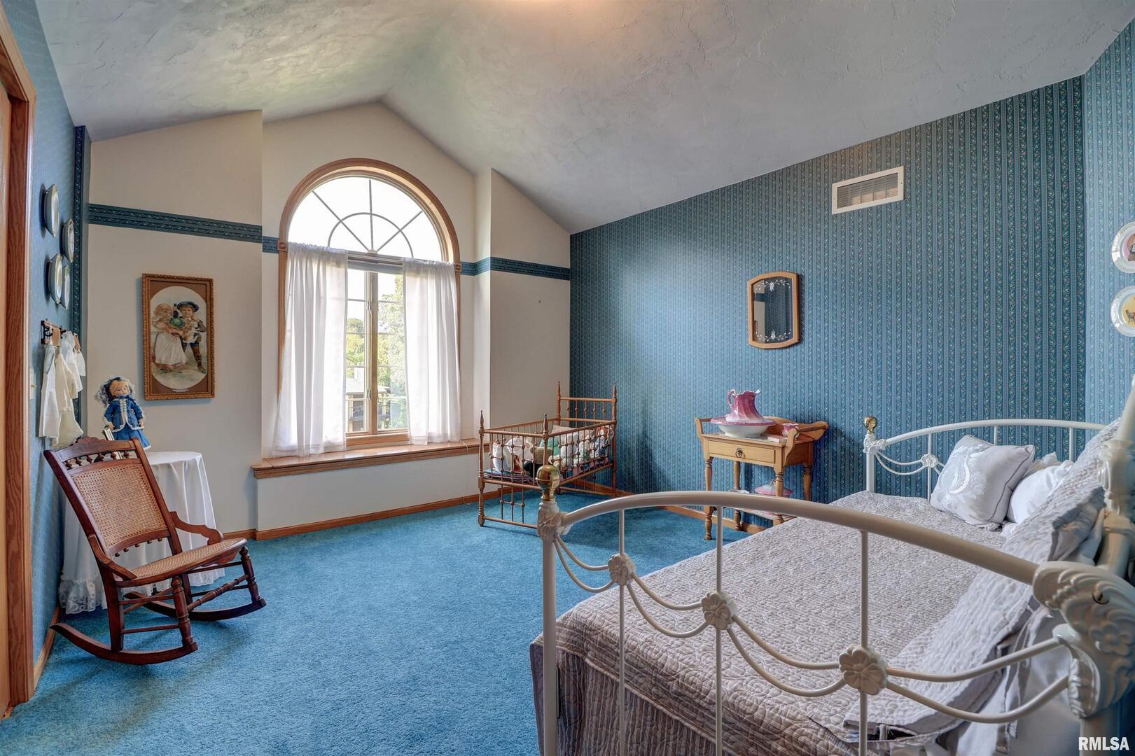 582 Breezy Point Drive Clinton, IA 52732 - Photo 27 of 38