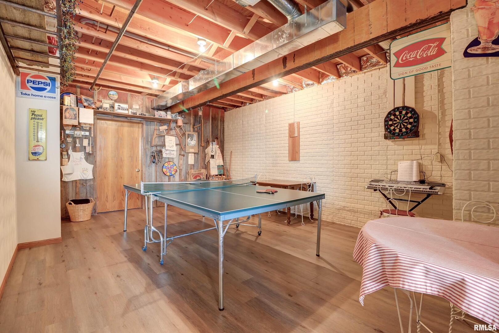 582 Breezy Point Drive Clinton, IA 52732 - Photo 36 of 38