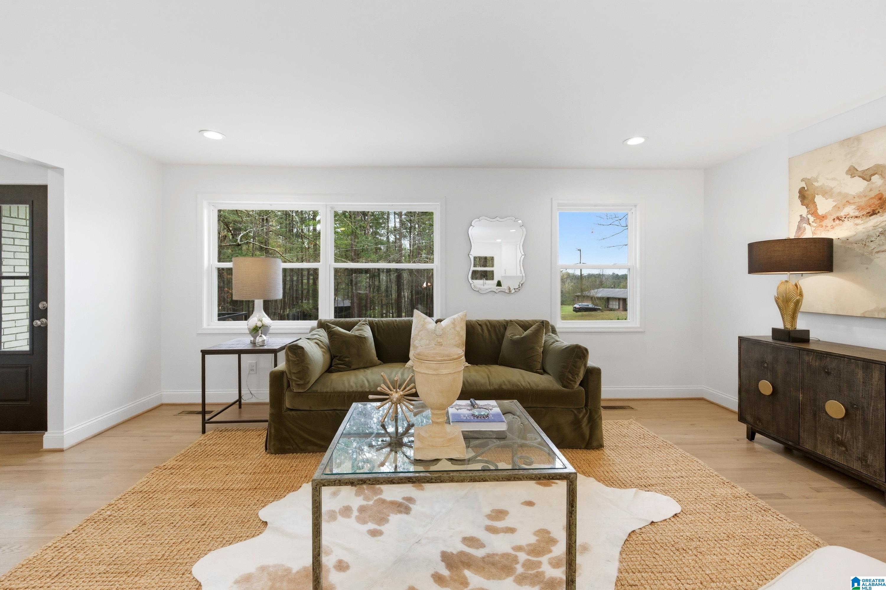 5676 Rex Lake Circle Leeds, AL 35094 - Photo 5 of 47