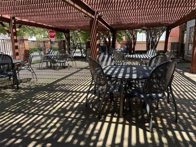 $425,000 | 17079 Upper Bay Road, Addison, TX 75001