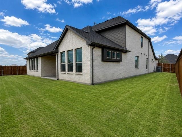 3227 Fisher Road Rockwall, TX 75032 - Photo 22 of 32 Falls Left Back