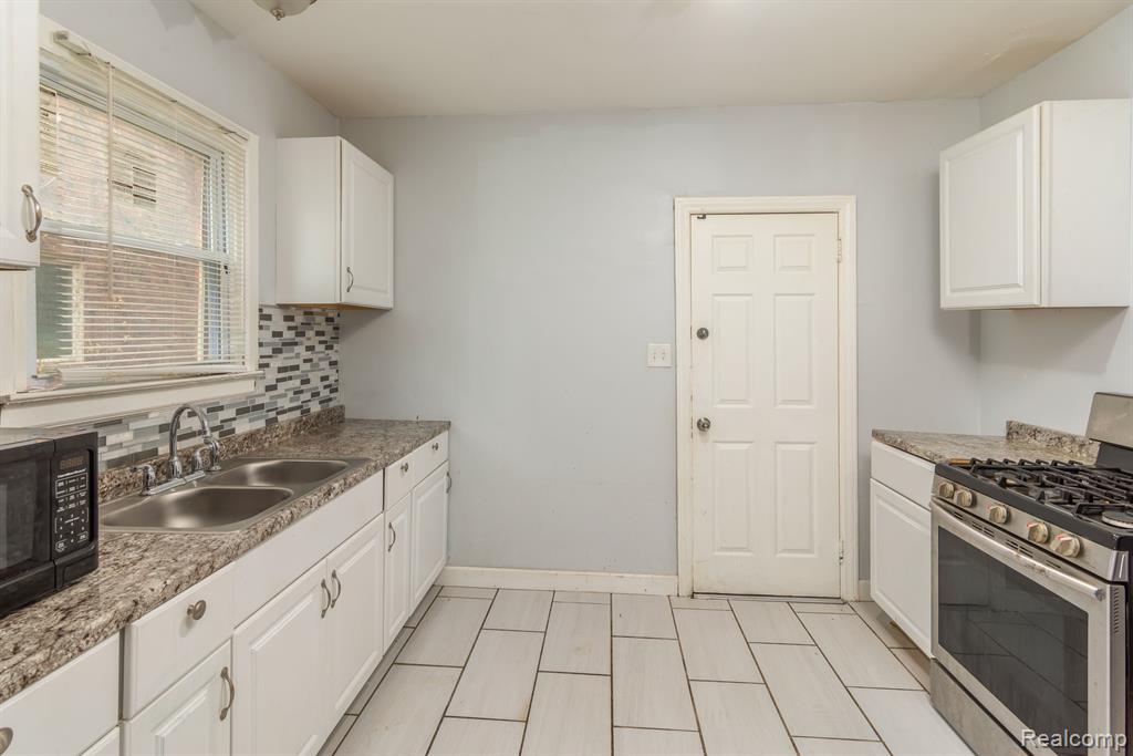 17345 Indiana Street Detroit, MI 48221 - Photo 18 of 28