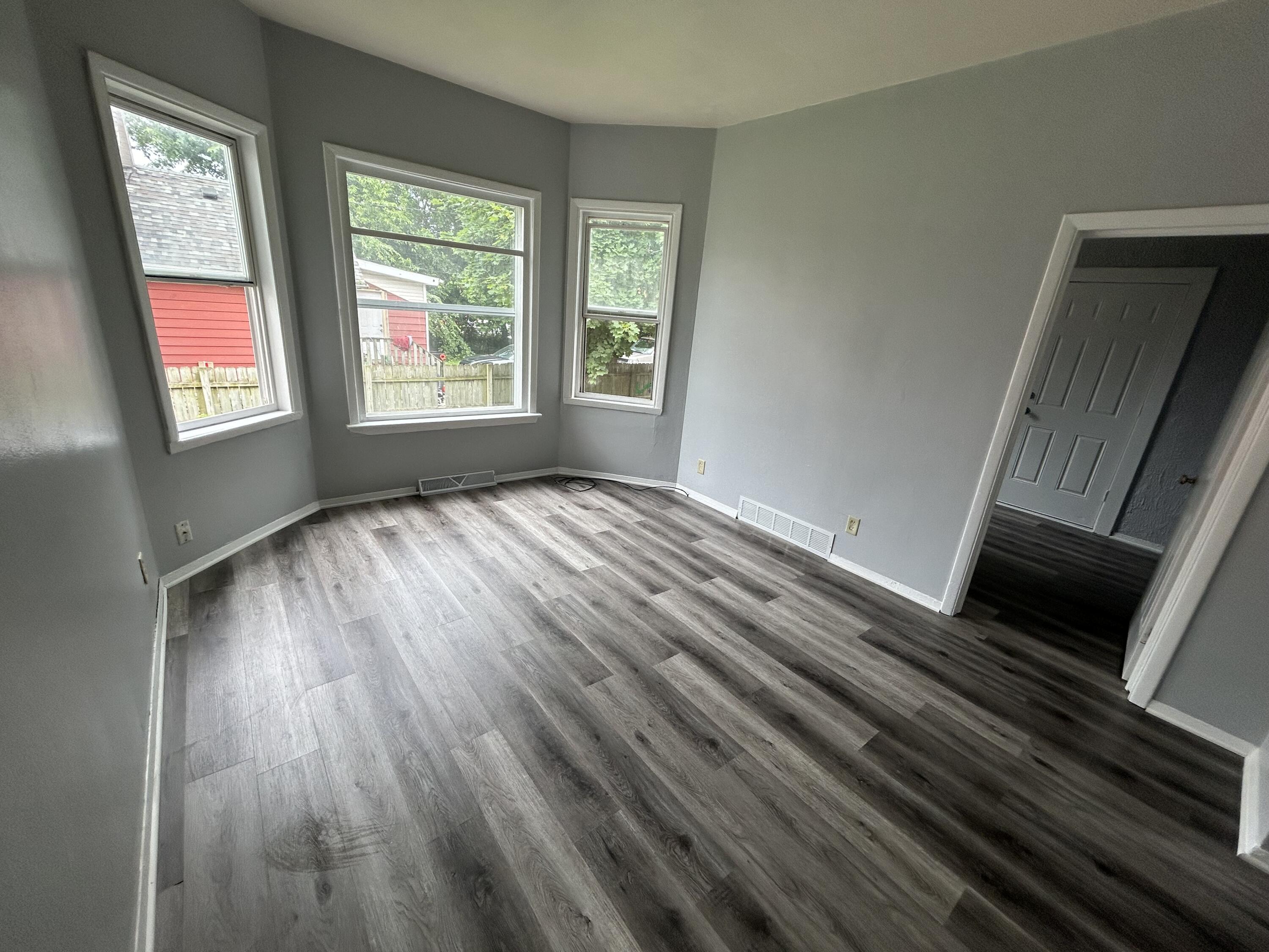 1533 Winslow Street Racine, WI 53404 - Photo 16 of 35 Unit #2 - Living Room
