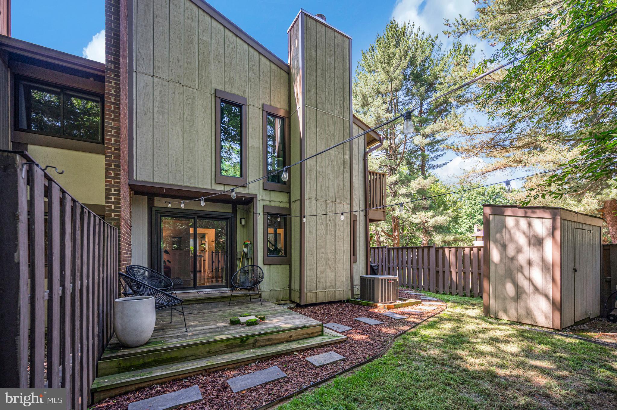 2215 Glencourse Lane Reston, VA 20191 - Photo 47 of 68