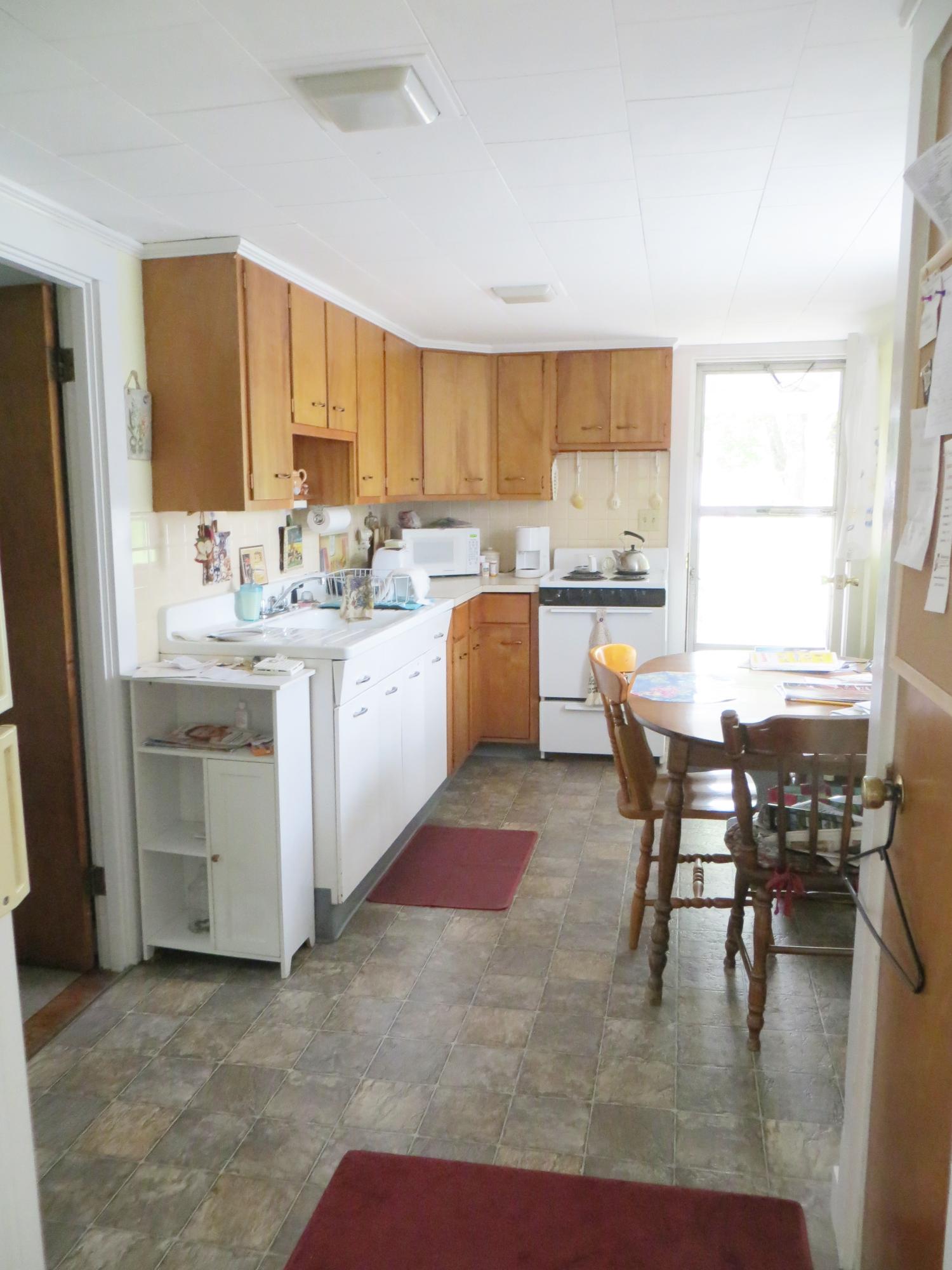 19 Upper Round Pond Road Bristol, ME 04539 - Photo 28 of 32 apartment k