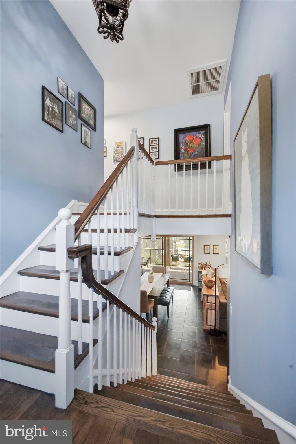 1237 Hagys Ford Road Penn Valley, PA 19072 - Photo 4 of 39 Entry