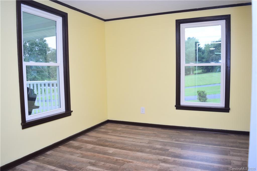 4159 Old Shelby Road Hickory, NC 28602 - Photo 18 of 30 Gallery Image 18