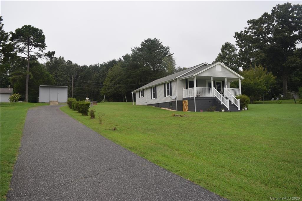 4159 Old Shelby Road Hickory, NC 28602 - Photo 3 of 30 Gallery Image 3