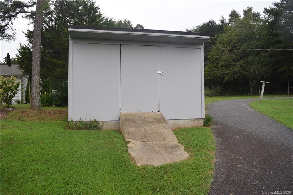 4159 Old Shelby Road Hickory, NC 28602 - Photo 28 of 30 Gallery Image 28