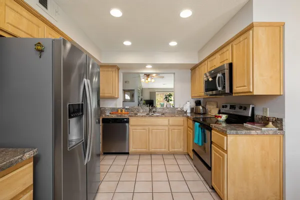 $449,000 | 457 Desert Falls Drive North, Palm Desert, CA 92211