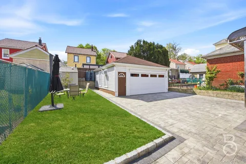 $1,499,000 | 88-38 78th Avenue | Glendale