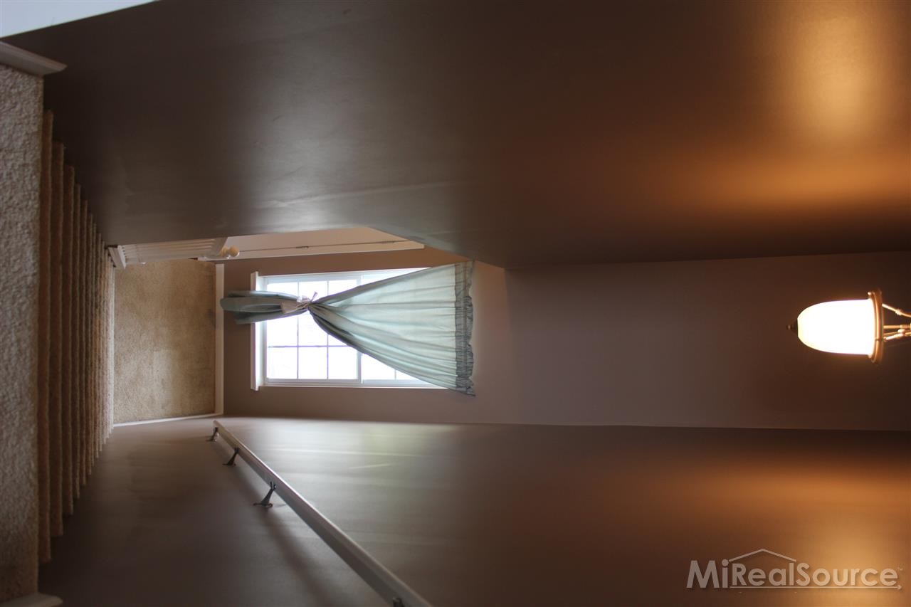 47915 Gloede Road Macomb, MI 48044 - Photo 28 of 29 Staircase to landing