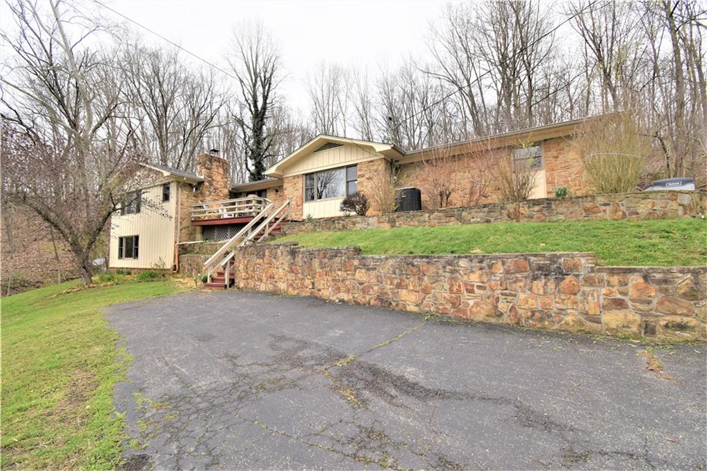 4589 Jordan Road Martinsville, IN 46151 - Photo 3 of 48 Gallery Image 3