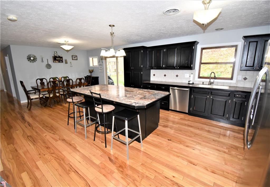 4589 Jordan Road Martinsville, IN 46151 - Photo 10 of 48 Gallery Image 10