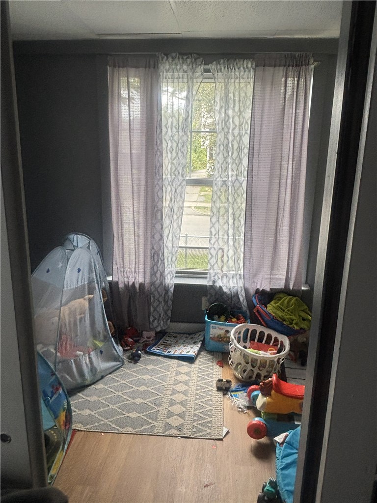 40 Laser Street Rochester, NY 14621 - Photo 4 of 11