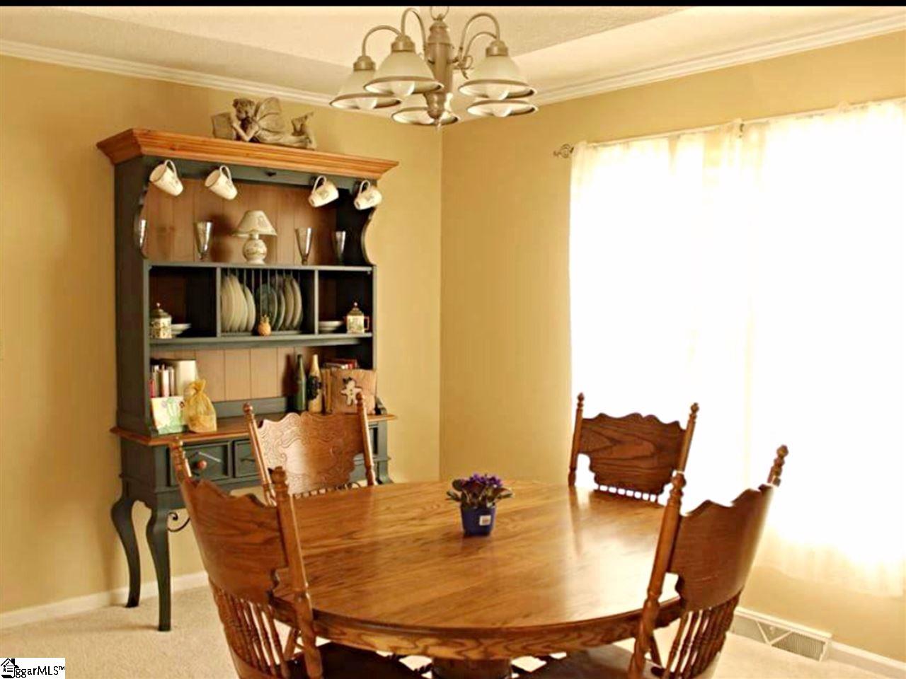 121 Fairview Place Greer, SC 29651 - Photo 5 of 15 Gallery Image 5
