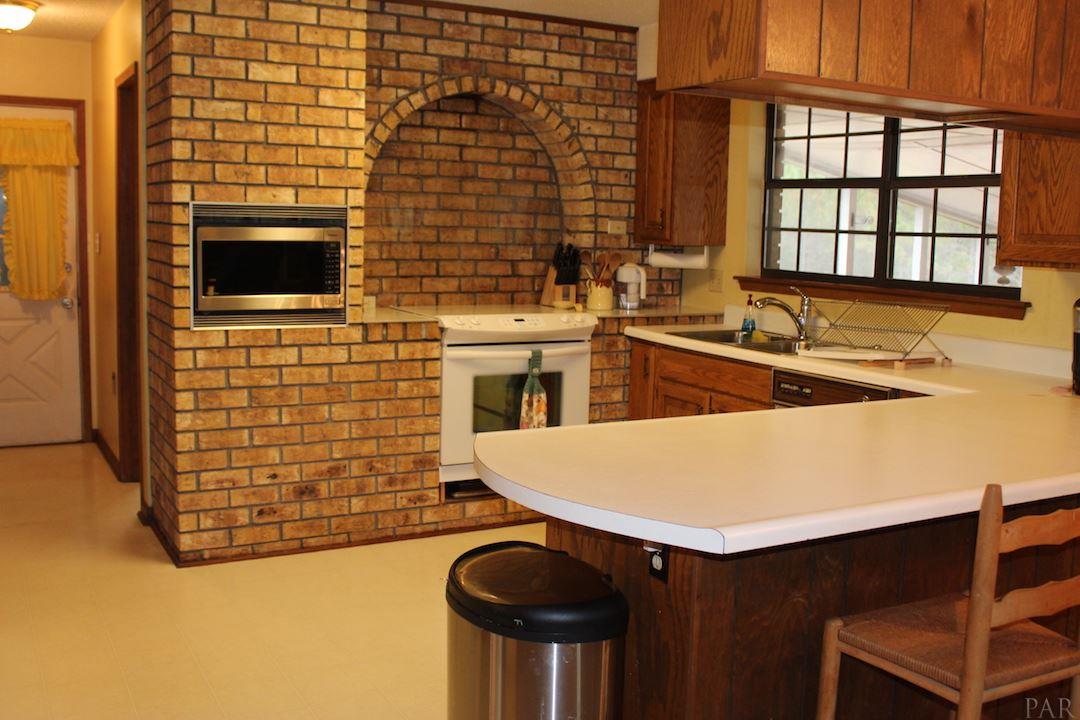 7905 Chellie Road Pensacola, FL 32526 - Photo 3 of 14 Gallery Image 3
