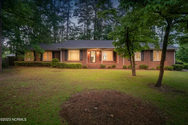 $2,450 | 205 Cherrywood Drive, Greenville, NC 27858